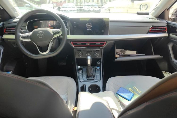 Used Volkswagen Lavida 2024 300TSI DSG Starry Sky Deluxe Edition Center Console