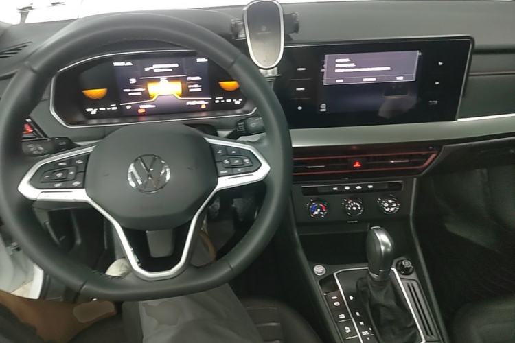 Used Volkswagen Lavida 2024 300TSI DSG Starry Sky Deluxe Edition Center Console