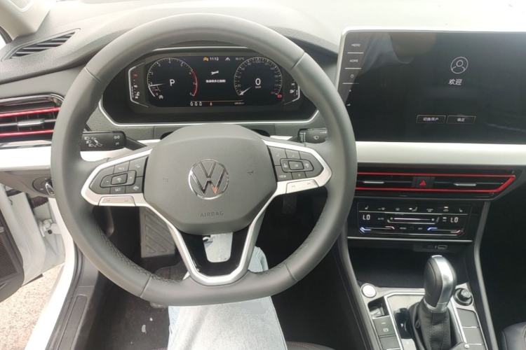 Used Volkswagen Lavida 2024 300TSI DSG Starry Sky Leading Edition Center Console