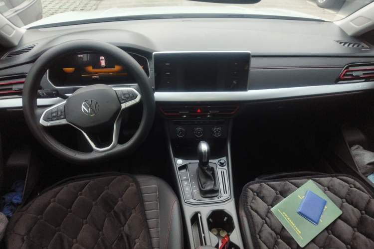 Used Volkswagen Lavida 2024 300TSI DSG Starry Sky Deluxe Edition Center Console