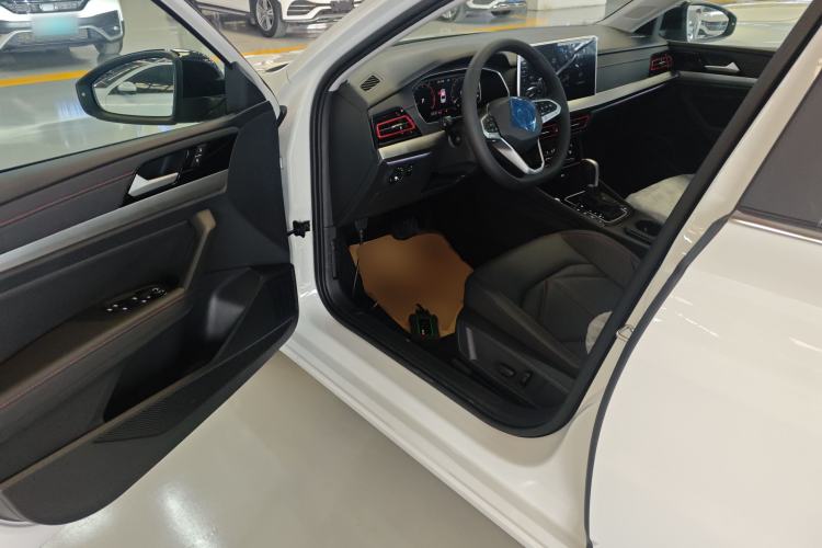 Used Volkswagen Lavida 2024 300TSI DSG Starry Sky Leading Edition Driver Seat