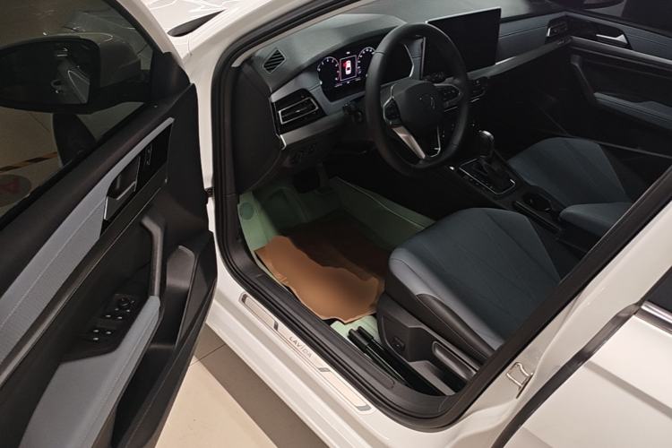 Used Volkswagen Lavida 2024 1.5L Automatic Starry Sky 5 Million Edition Driver Seat