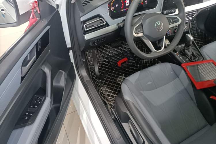 Used Volkswagen Lavida 2024 1.5L Automatic 5 Million Edition Driver Seat