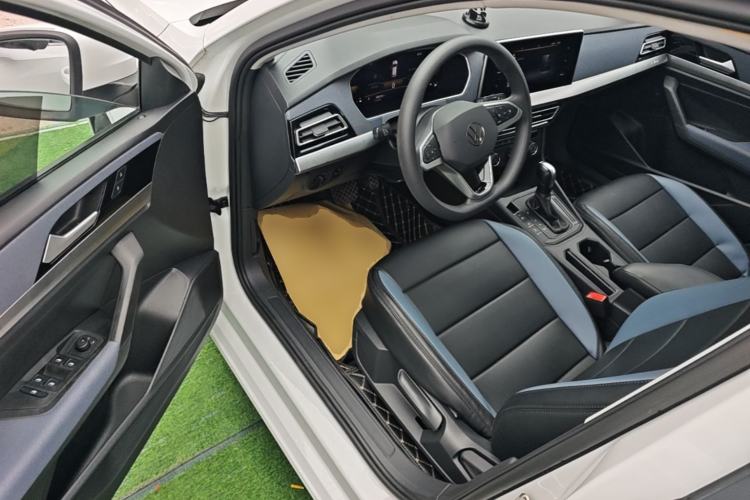 Used Volkswagen Lavida 2024 1.5L Automatic DeYi Edition Driver Seat