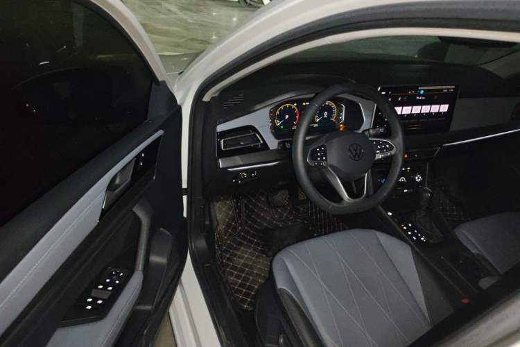 Used Volkswagen Lavida 2024 1.5L Automatic Starry Sky 5 Million Edition Driver Seat