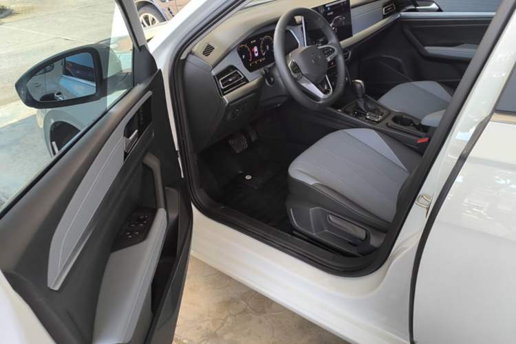 Used Volkswagen Lavida 2024 1.5L Automatic Starry Sky 5 Million Edition Driver Seat