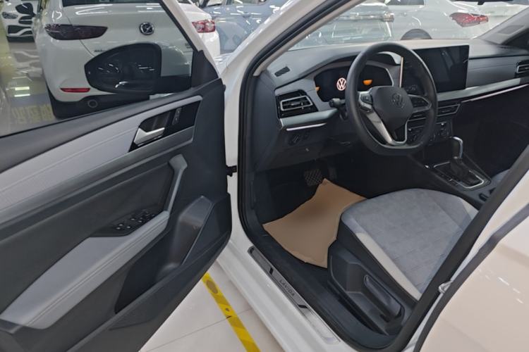 Used Volkswagen Lavida 2024 1.5L Automatic Full-Comfort Version Driver Seat