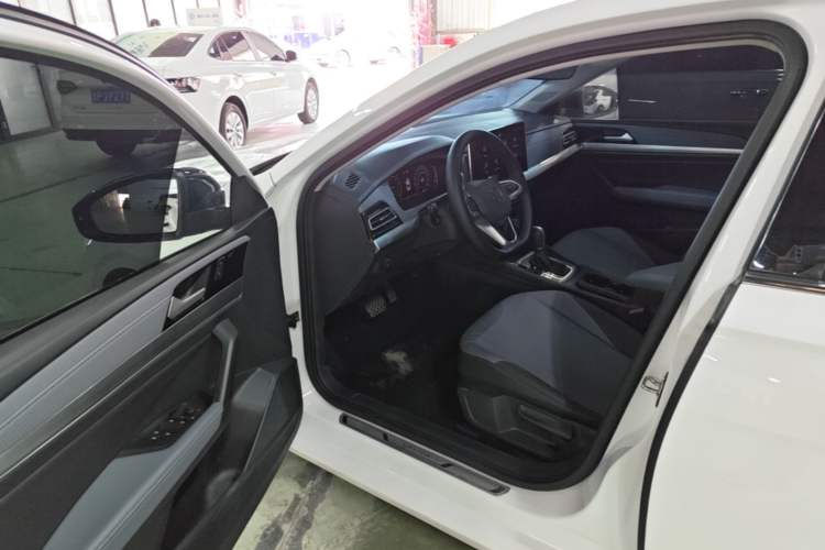 Used Volkswagen Lavida 2024 1.5L Automatic 5 Million Edition Driver Seat