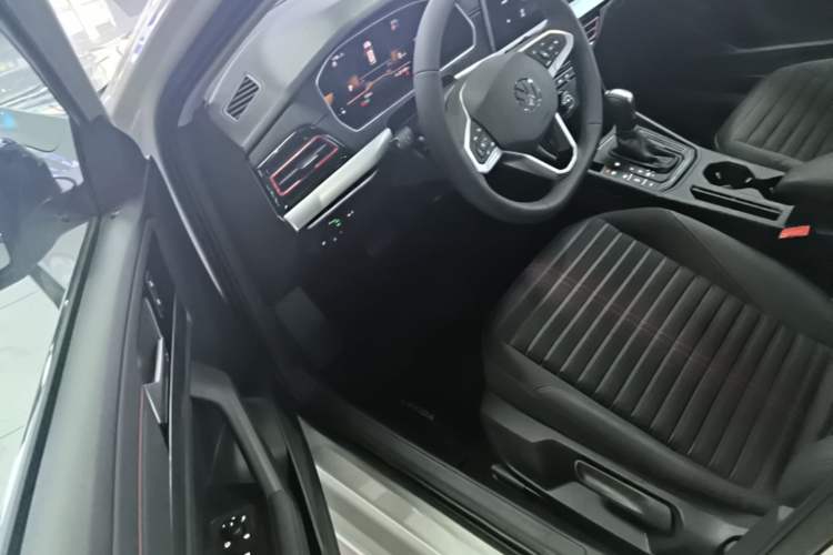 Used Volkswagen Lavida 2024 300TSI DSG Starry Sky Deluxe Edition Driver Seat