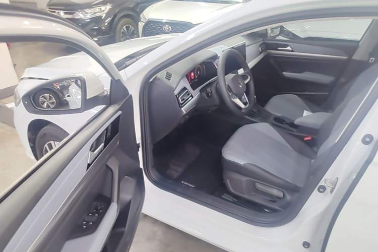 Used Volkswagen Lavida 2024 1.5L Automatic 5 Million Edition Driver Seat