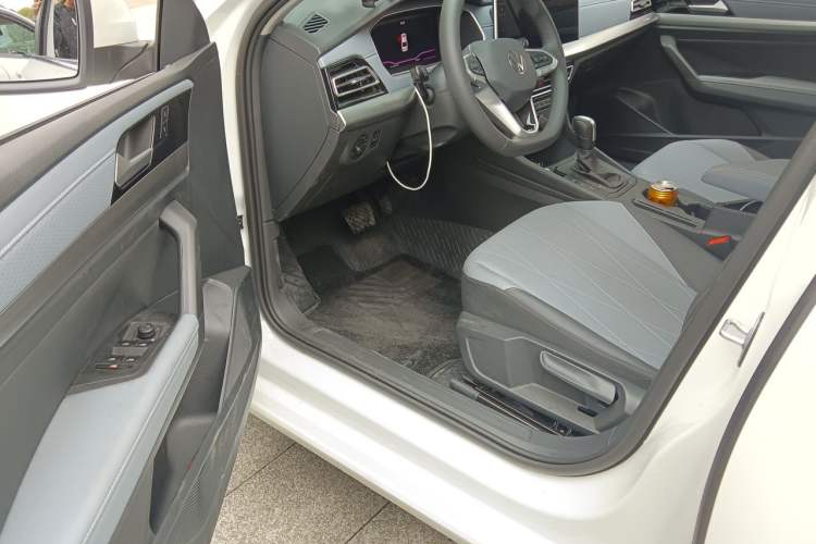 Used Volkswagen Lavida 2024 1.5L Automatic Starry Sky 5 Million Edition Driver Seat