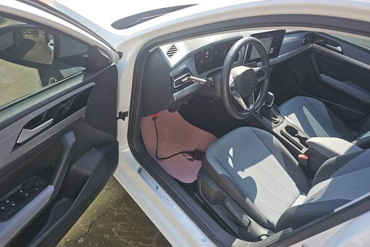 Used Volkswagen Lavida 2024 1.5L Automatic Starry Sky 5 Million Edition Driver Seat