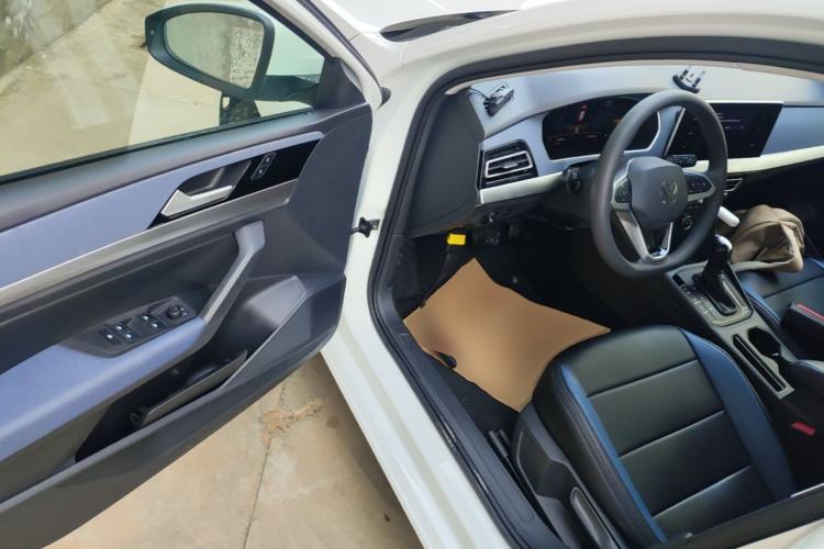 Used Volkswagen Lavida 2024 1.5L Automatic DeYi Edition Driver Seat