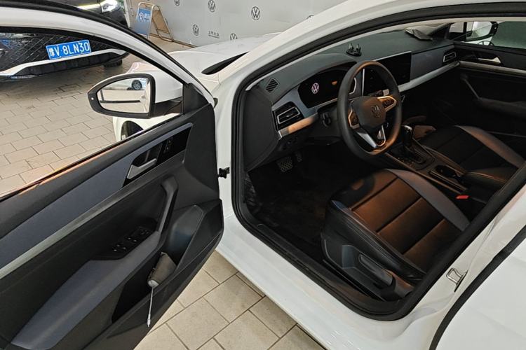 Used Volkswagen Lavida 2024 1.5L Automatic DeYi Edition Driver Seat
