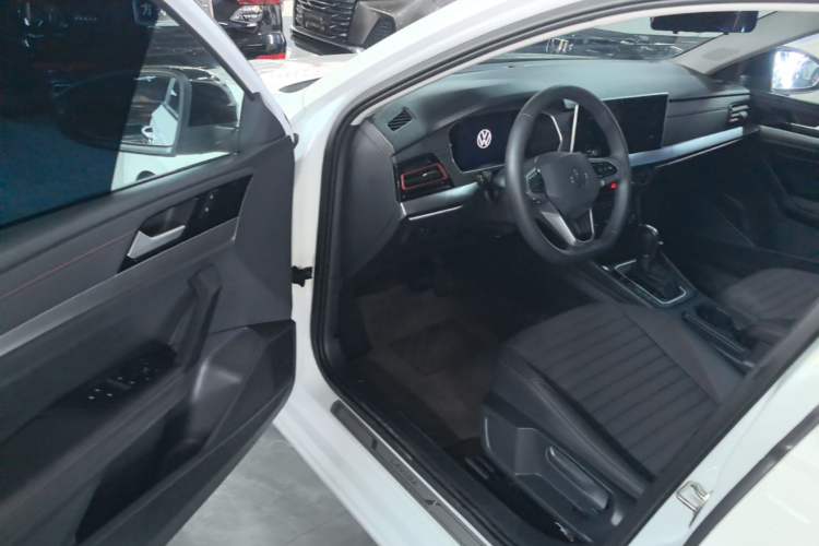 Used Volkswagen Lavida 2024 300TSI DSG Starry Sky Deluxe Edition Driver Seat