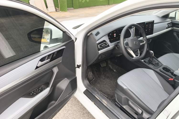 Used Volkswagen Lavida 2024 1.5L Automatic 5 Million Edition Driver Seat