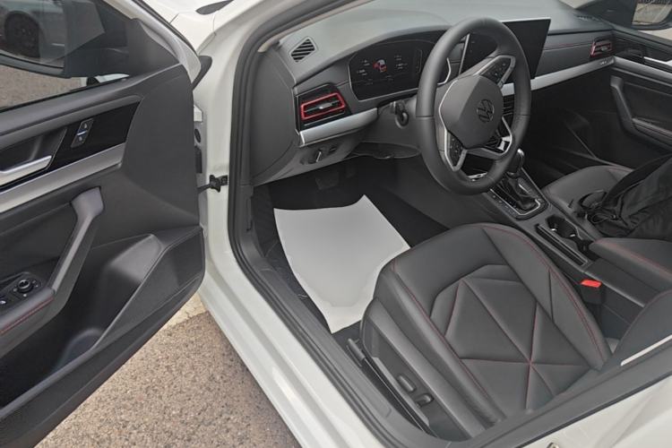 Used Volkswagen Lavida 2024 300TSI DSG Starry Sky Leading Edition Driver Seat