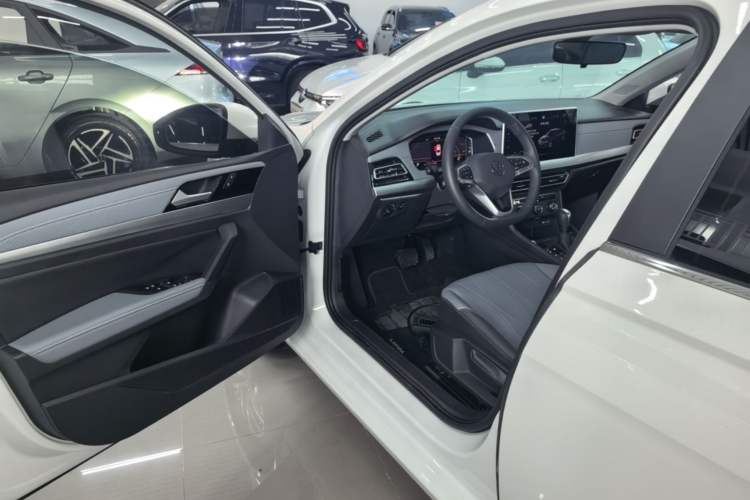 Used Volkswagen Lavida 2024 1.5L Automatic 5 Million Edition Driver Seat