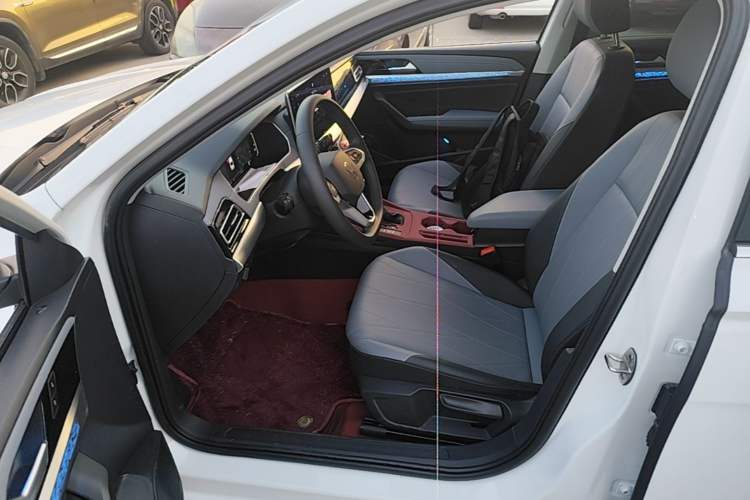Used Volkswagen Lavida 2024 1.5L Automatic Starry Sky 5 Million Edition Driver Seat