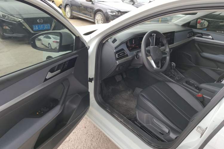 Used Volkswagen Lavida 2024 1.5L Automatic DeYi Edition Driver Seat