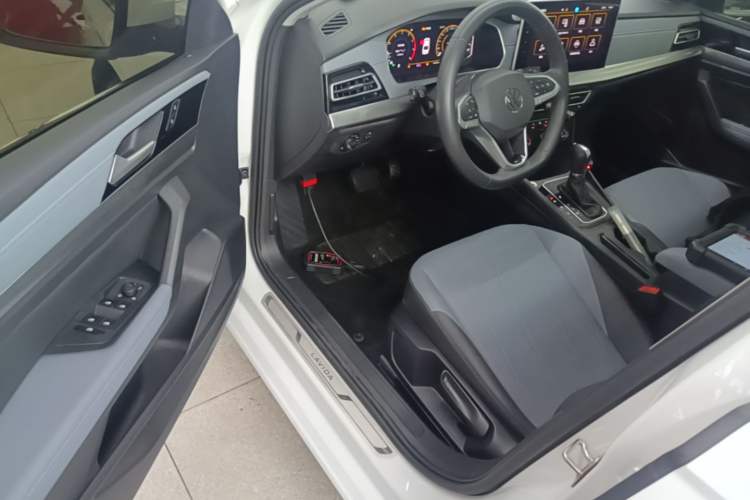 Used Volkswagen Lavida 2024 1.5L Automatic Starry Sky 5 Million Edition Driver Seat