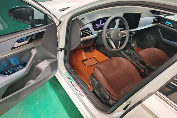 Used Volkswagen Lavida 2024 1.5L Automatic DeYi Edition Driver Seat