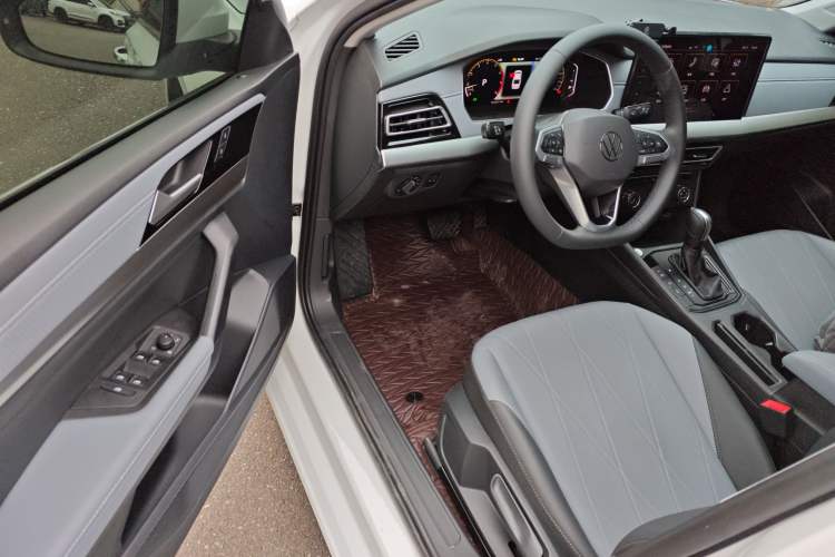Used Volkswagen Lavida 2024 1.5L Automatic Starry Sky 5 Million Edition Driver Seat