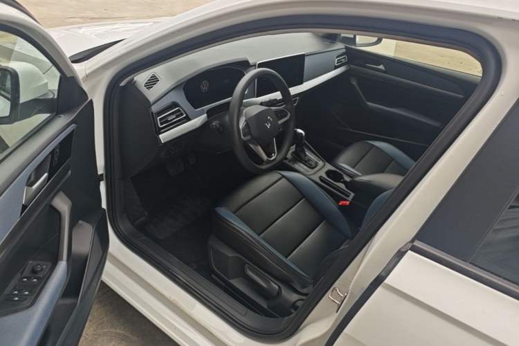 Used Volkswagen Lavida 2024 1.5L Automatic DeYi Edition Driver Seat