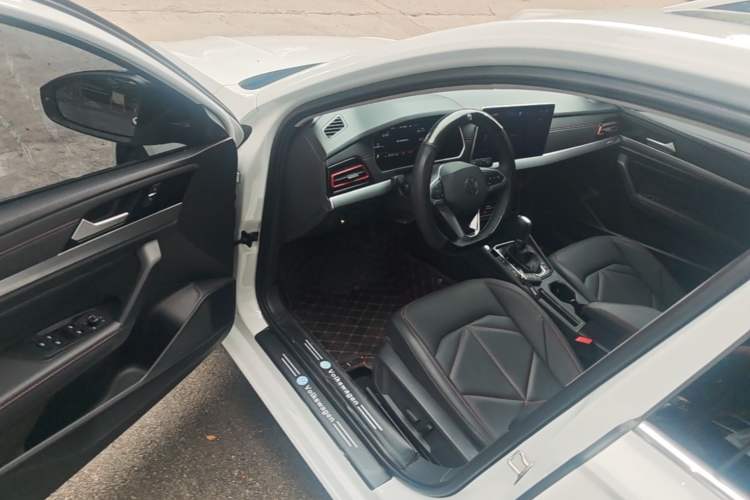 Used Volkswagen Lavida 2024 300TSI DSG Starry Sky Leading Edition Driver Seat