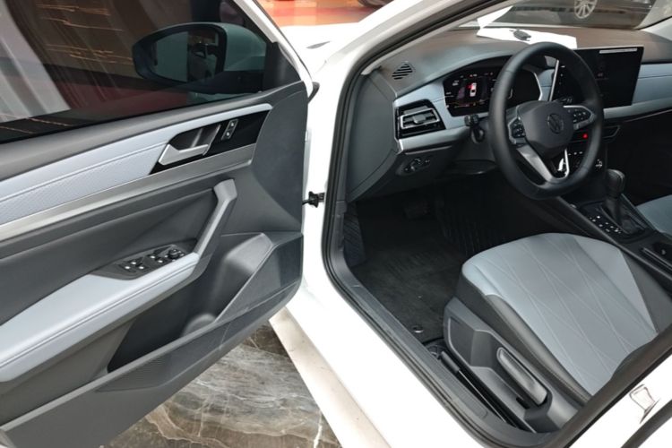 Used Volkswagen Lavida 2024 1.5L Automatic Starry Sky 5 Million Edition Driver Seat