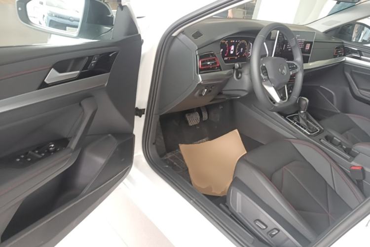 Used Volkswagen Lavida 2024 300TSI DSG Starry Sky Leading Edition Driver Seat