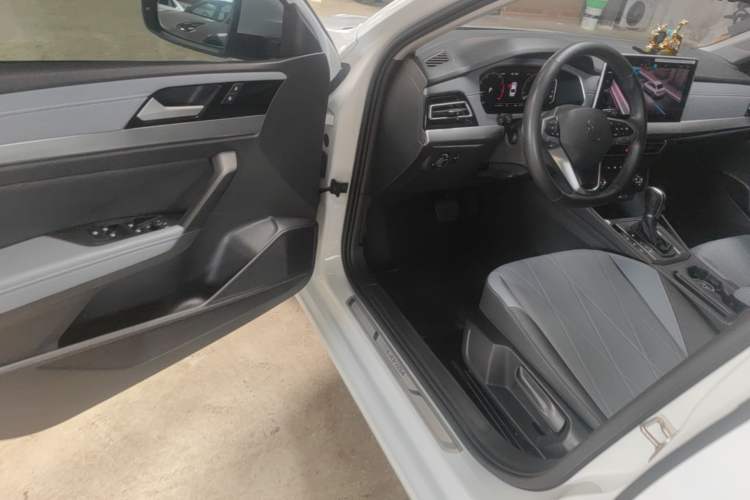Used Volkswagen Lavida 2024 1.5L Automatic Starry Sky 5 Million Edition Driver Seat