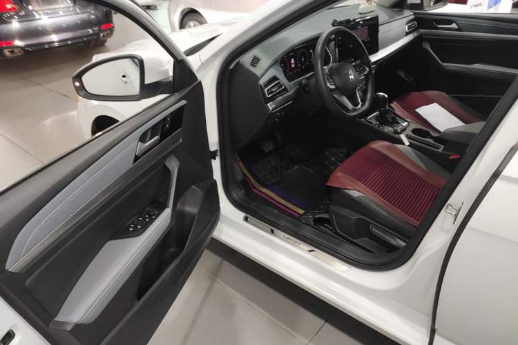 Used Volkswagen Lavida 2024 1.5L Automatic Starry Sky 5 Million Edition Driver Seat
