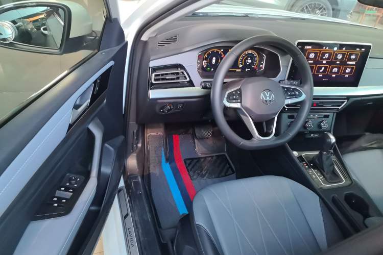 Used Volkswagen Lavida 2024 1.5L Automatic Starry Sky 5 Million Edition Driver Seat