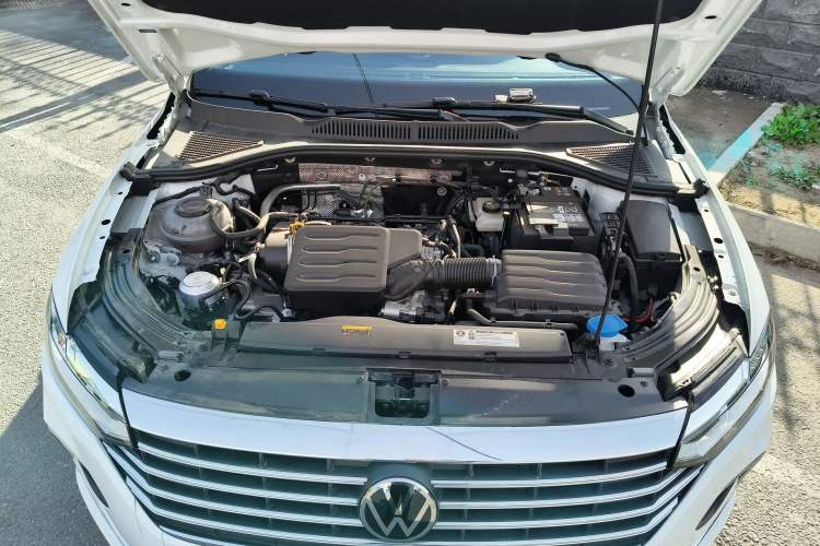 Used Volkswagen Lavida 2024 1.5L Automatic 5 Million Edition Engine Bay