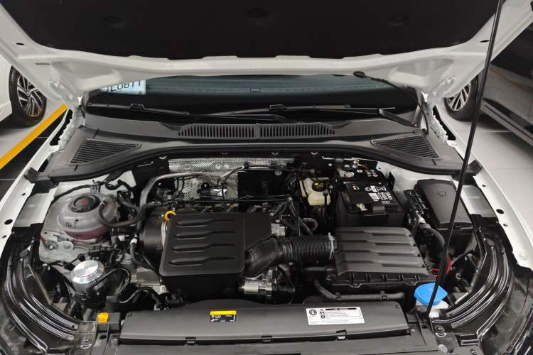 Used Volkswagen Lavida 2024 1.5L Automatic Starry Sky 5 Million Edition Engine Bay
