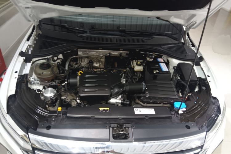 Used Volkswagen Lavida 2024 1.5L Automatic DeYi Edition Engine Bay