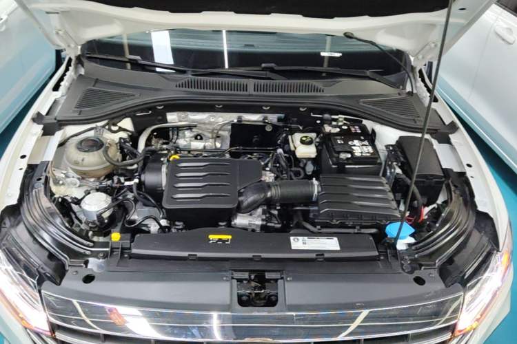 Used Volkswagen Lavida 2024 1.5L Automatic 5 Million Edition Engine Bay