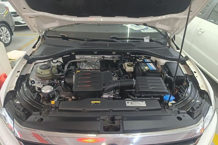 Used Volkswagen Lavida 2024 300TSI DSG Full-Comfort Edition Engine Bay