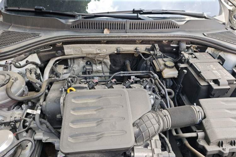 Used Volkswagen Lavida 2024 1.5L Automatic Starry Sky 5 Million Edition Engine Bay