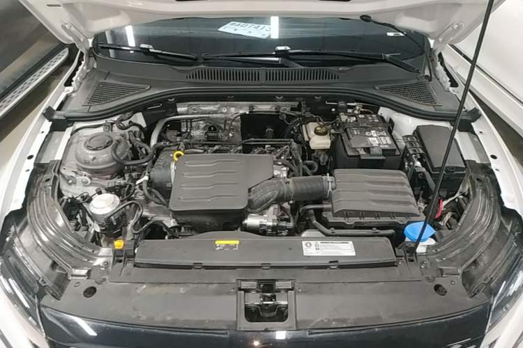 Used Volkswagen Lavida 2024 1.5L Automatic Starry Sky 5 Million Edition Engine Bay