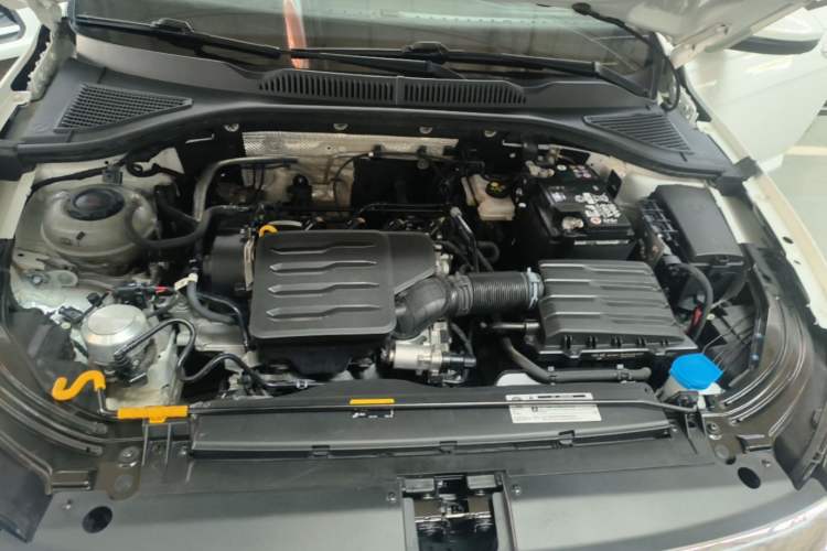 Used Volkswagen Lavida 2024 1.5L Automatic DeYi Edition Engine Bay