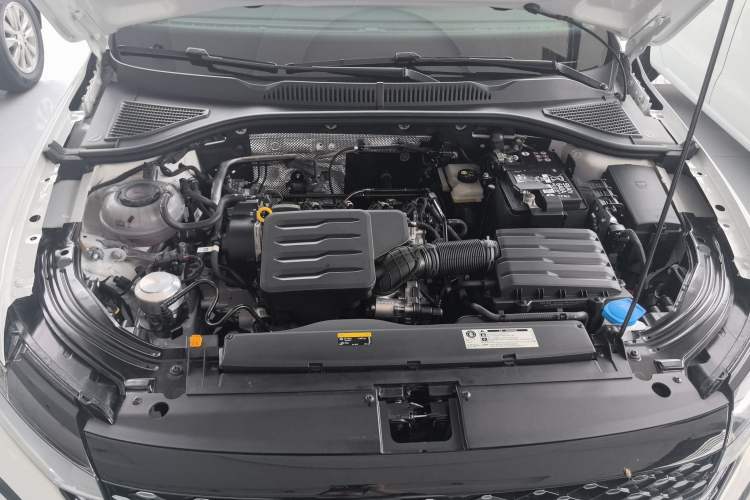 Used Volkswagen Lavida 2024 1.5L Automatic Starry Sky 5 Million Edition Engine Bay