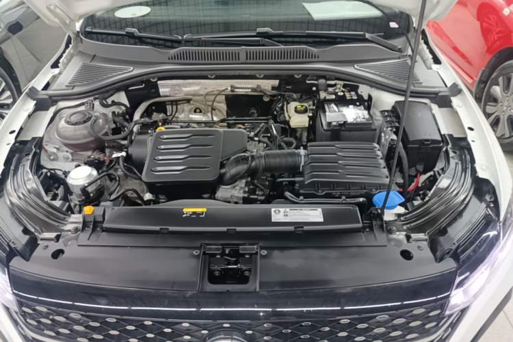 Used Volkswagen Lavida 2024 1.5L Automatic Starry Sky 5 Million Edition Engine Bay