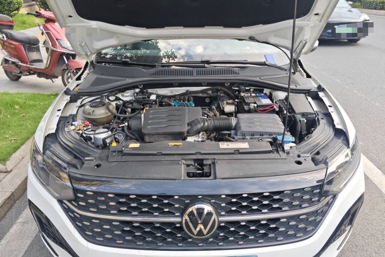 Used Volkswagen Lavida 2024 1.5L Automatic Starry Sky 5 Million Edition Engine Bay