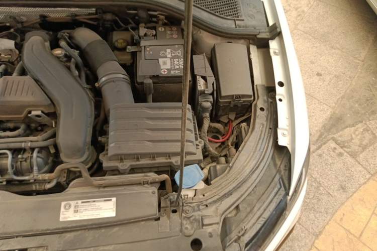 Used Volkswagen Lavida 2024 300TSI DSG Starry Sky Leading Edition Engine Bay Left