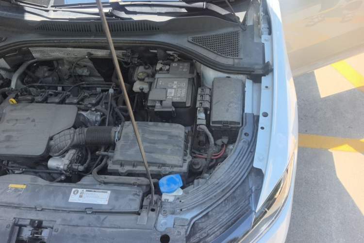 Used Volkswagen Lavida 2024 1.5L Automatic Starry Sky 5 Million Edition Engine Bay Left
