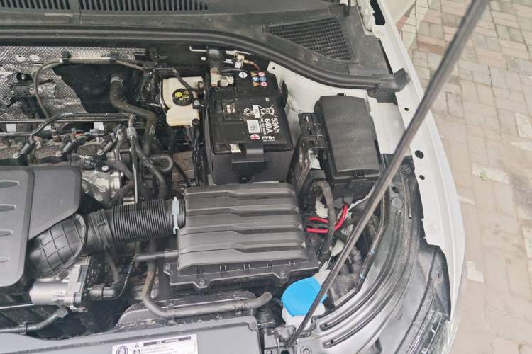 Used Volkswagen Lavida 2024 1.5L Automatic Starry Sky 5 Million Edition Engine Bay Left