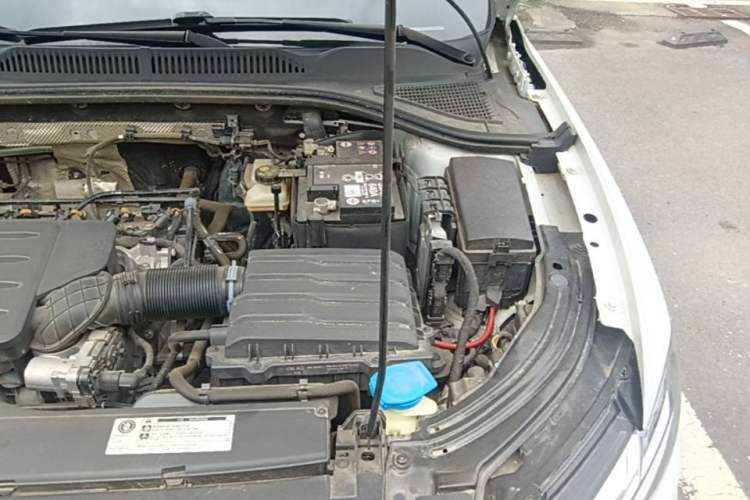 Used Volkswagen Lavida 2024 1.5L Automatic 5 Million Edition Engine Bay Left