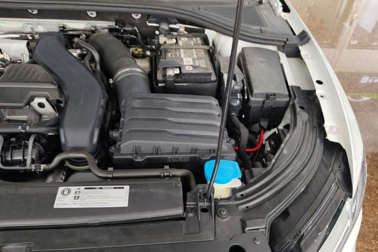 Used Volkswagen Lavida 2024 300TSI DSG Full-Comfort Edition Engine Bay Left